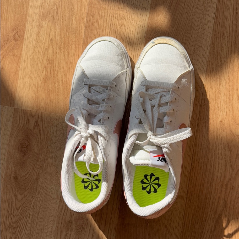 NIKE COURT LEGACY- tan, white. Great barely worn